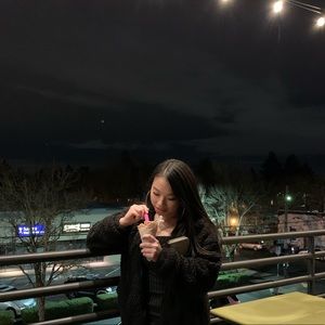 Meet your Posher, Julie